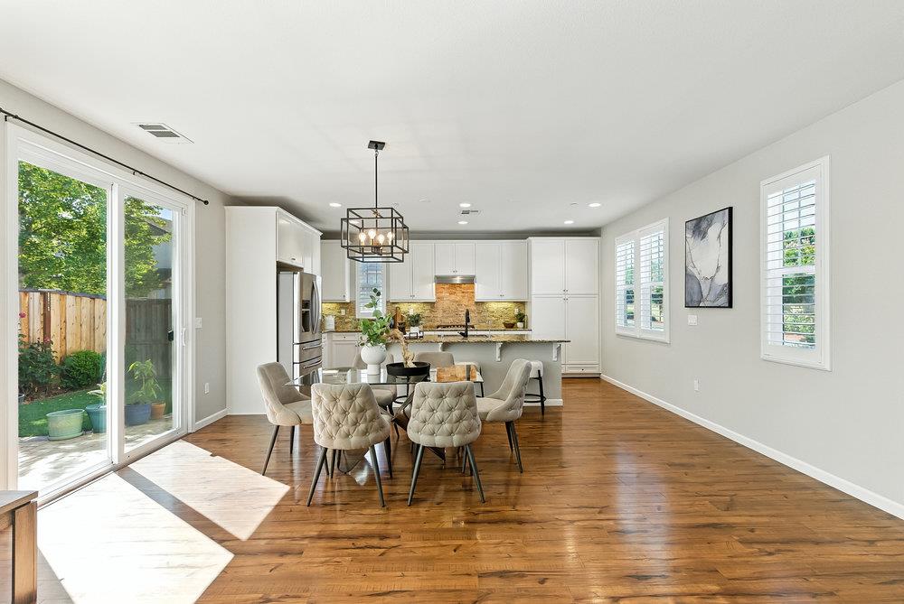 Detail Gallery Image 7 of 33 For 6640 Tecate Ln, Gilroy,  CA 95020 - 3 Beds | 2/1 Baths