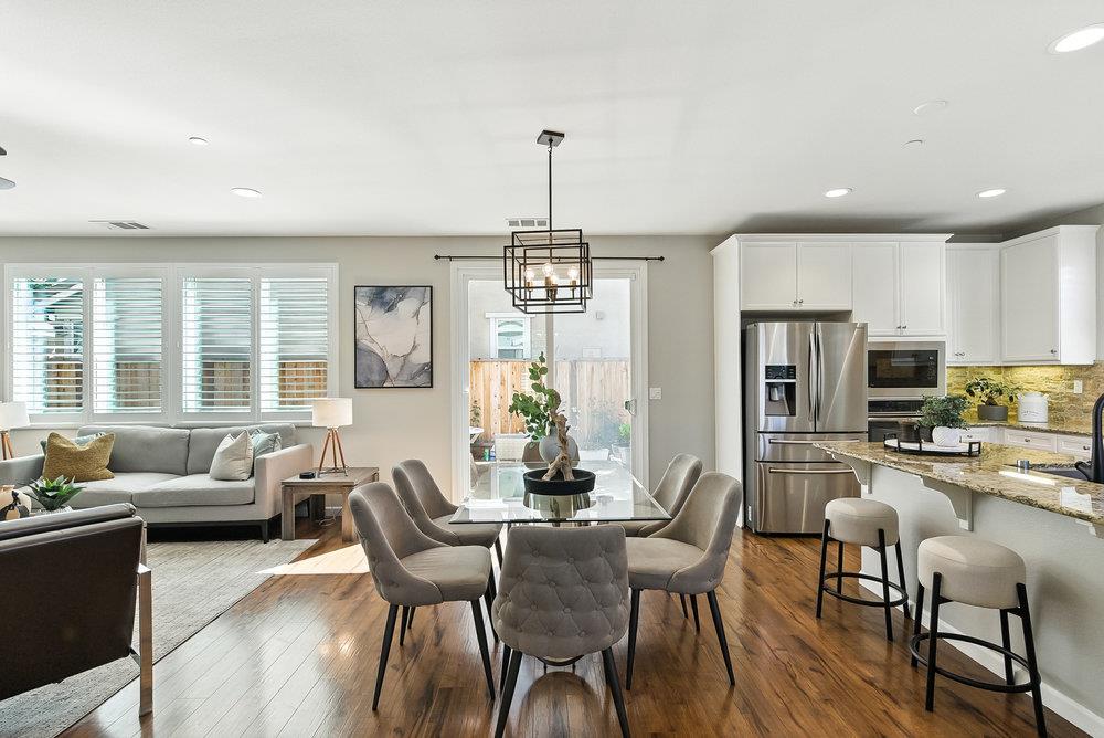Detail Gallery Image 9 of 33 For 6640 Tecate Ln, Gilroy,  CA 95020 - 3 Beds | 2/1 Baths