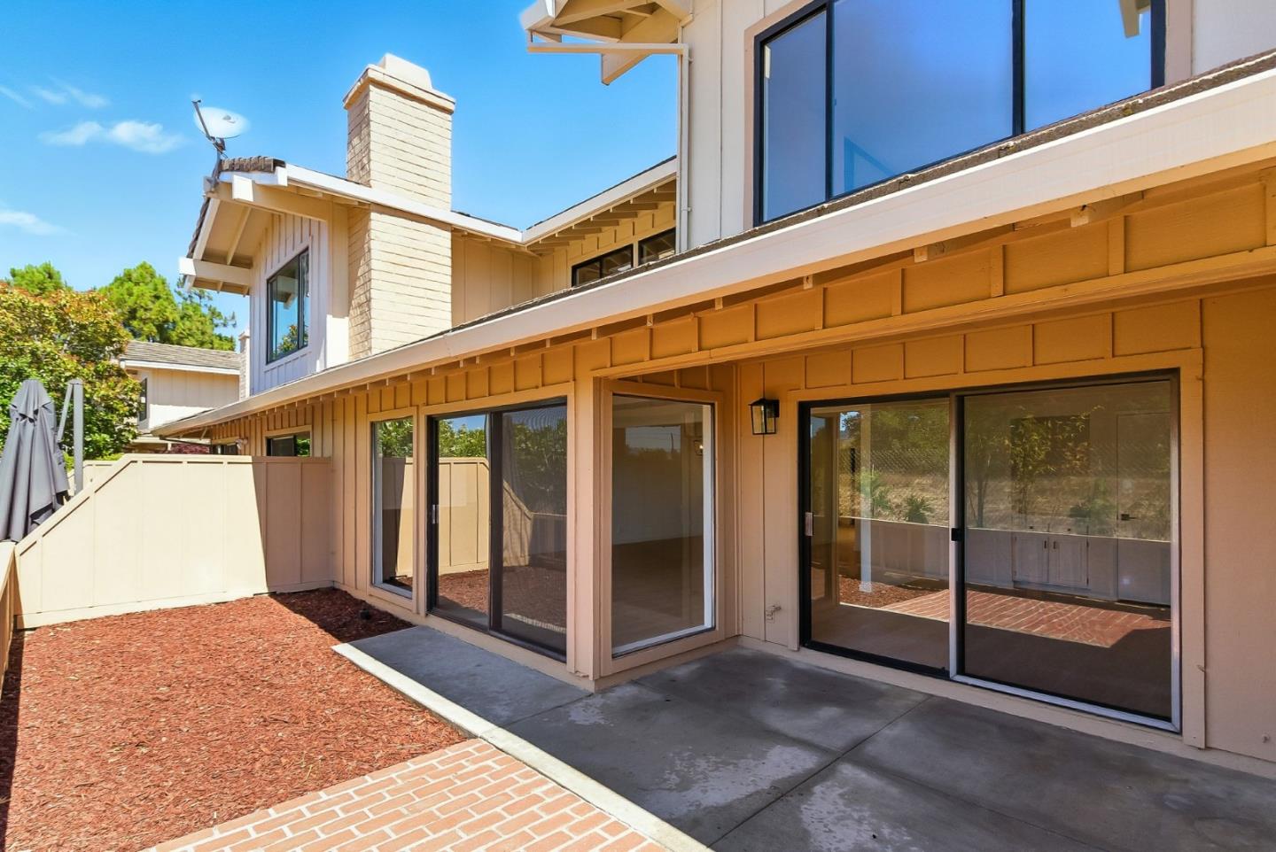 Detail Gallery Image 23 of 85 For 10 Azalea Ln, San Carlos,  CA 94070 - 2 Beds | 2/1 Baths