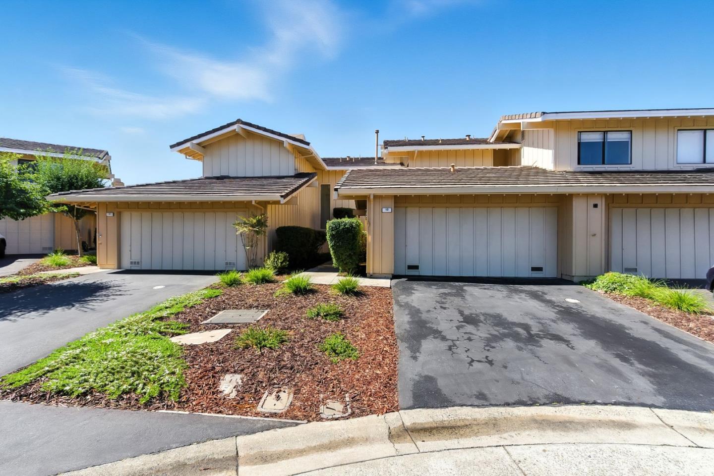 Detail Gallery Image 63 of 85 For 10 Azalea Ln, San Carlos,  CA 94070 - 2 Beds | 2/1 Baths
