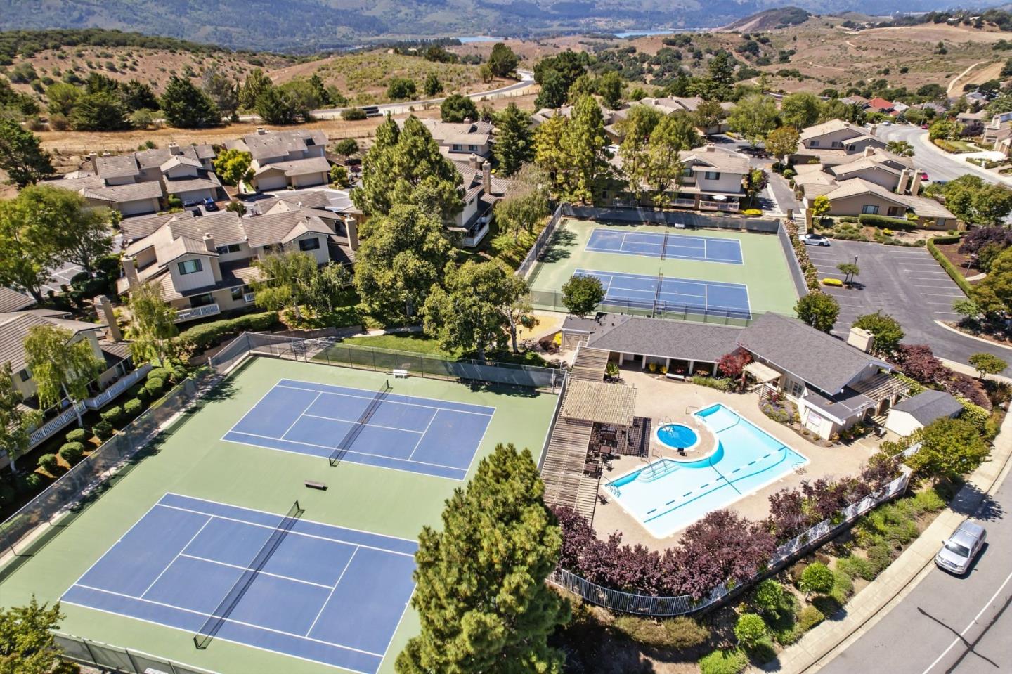 Detail Gallery Image 83 of 85 For 10 Azalea Ln, San Carlos,  CA 94070 - 2 Beds | 2/1 Baths
