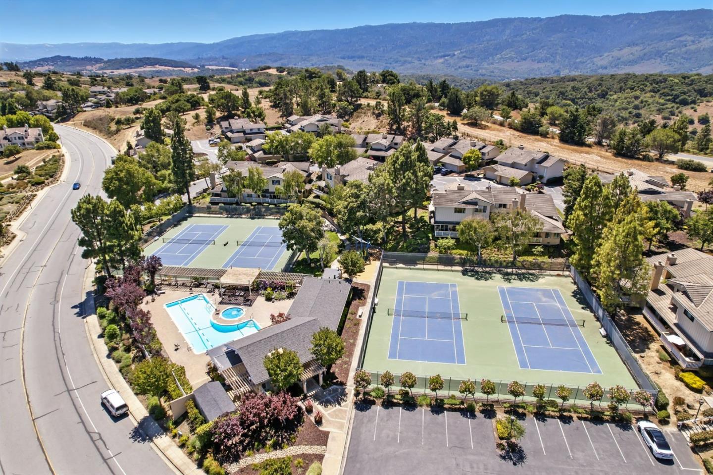 Detail Gallery Image 84 of 85 For 10 Azalea Ln, San Carlos,  CA 94070 - 2 Beds | 2/1 Baths