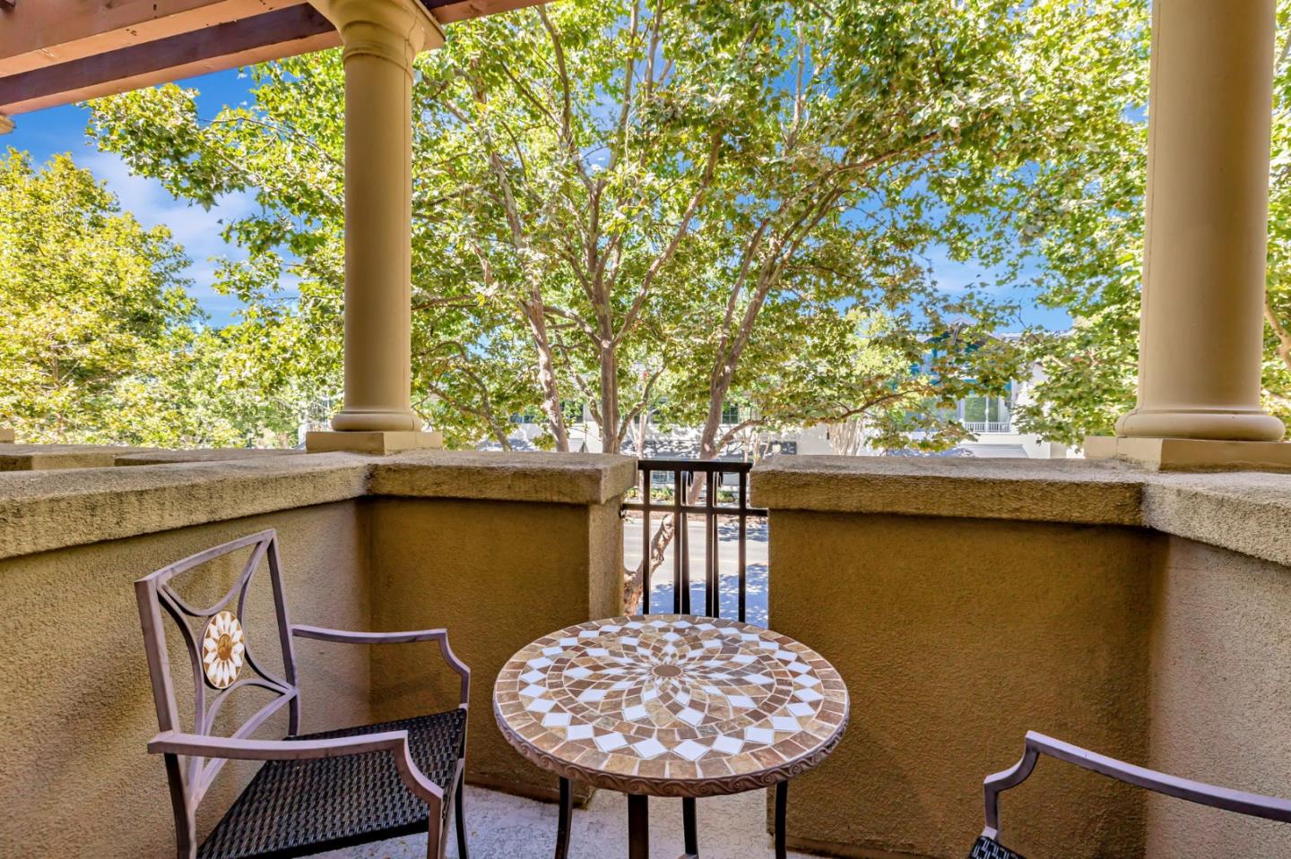 Detail Gallery Image 25 of 32 For 361 W Evelyn Ave, Mountain View,  CA 94041 - 3 Beds | 3/1 Baths