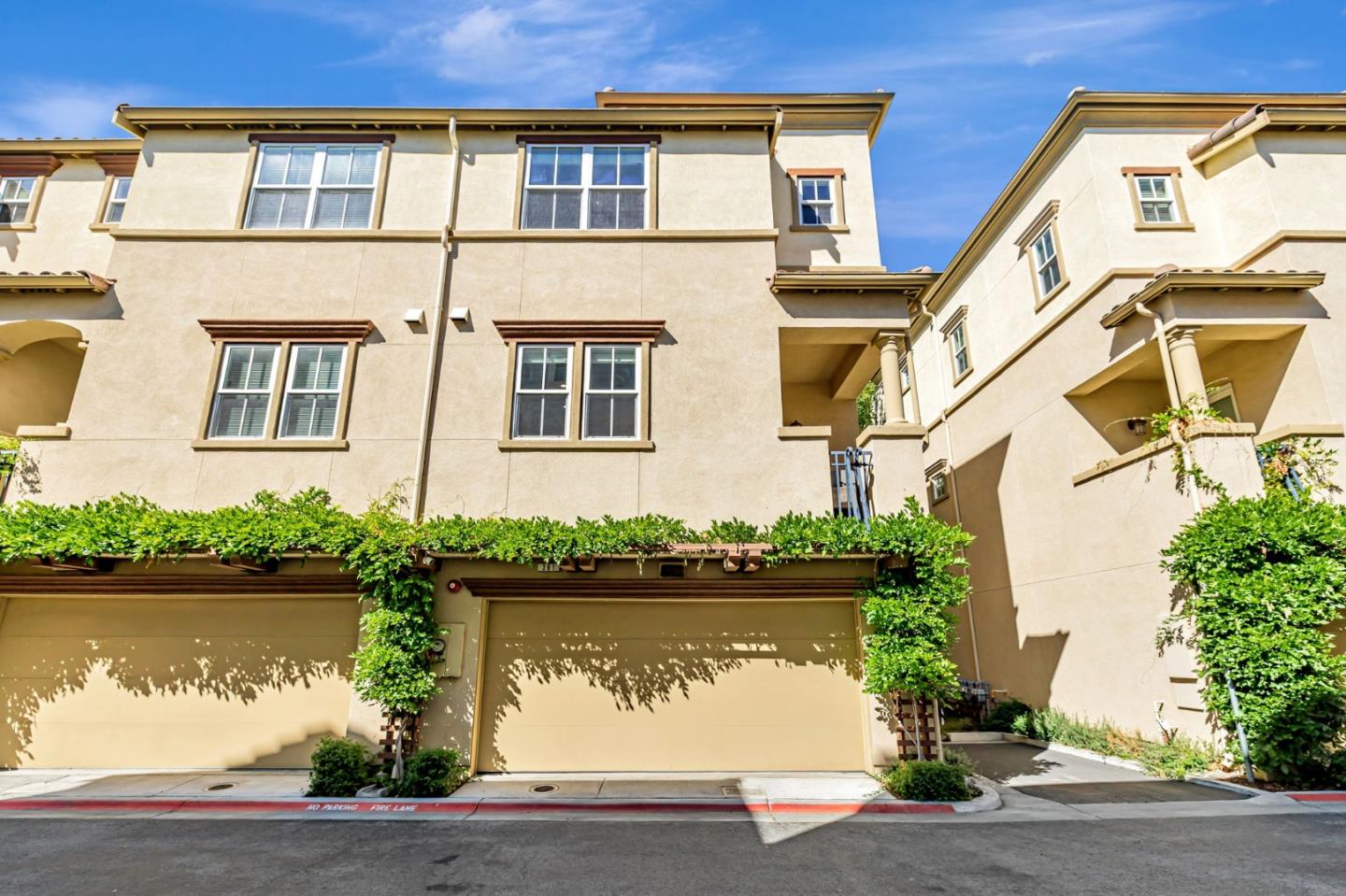 Detail Gallery Image 27 of 32 For 361 W Evelyn Ave, Mountain View,  CA 94041 - 3 Beds | 3/1 Baths