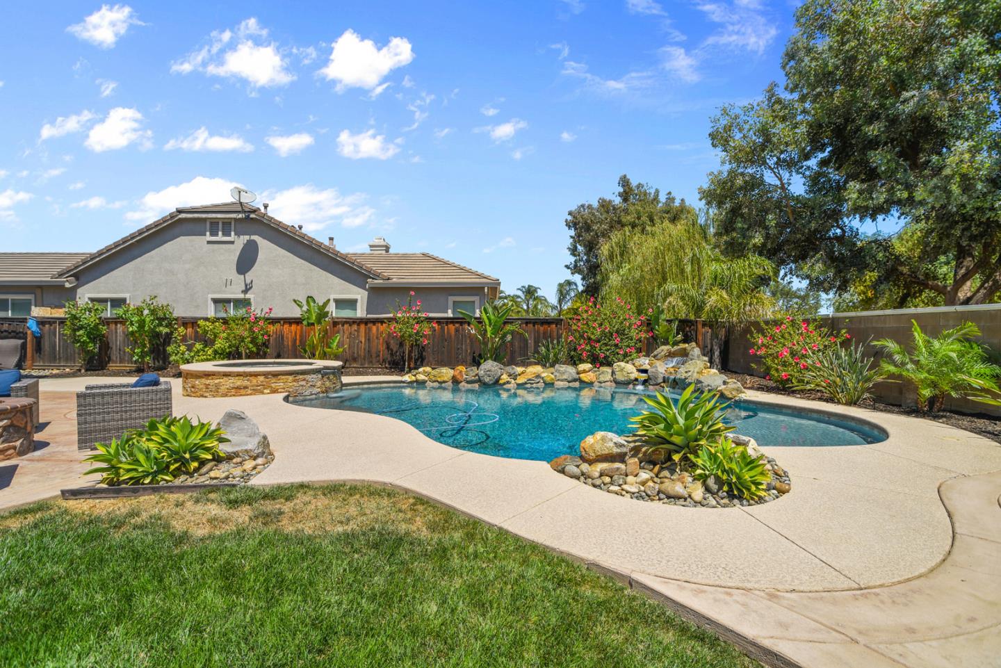 Detail Gallery Image 28 of 32 For 2264 Star Lilly Ct, Brentwood,  CA 94513 - 5 Beds | 4 Baths