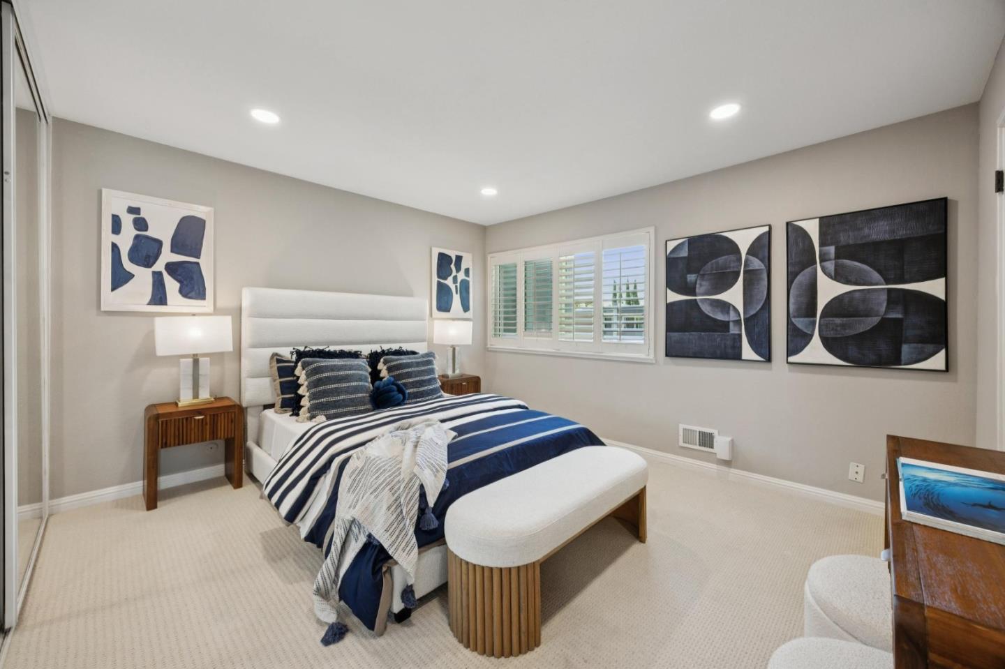 Detail Gallery Image 27 of 32 For 307 Carlos Ave, Redwood City,  CA 94061 - 3 Beds | 2/1 Baths