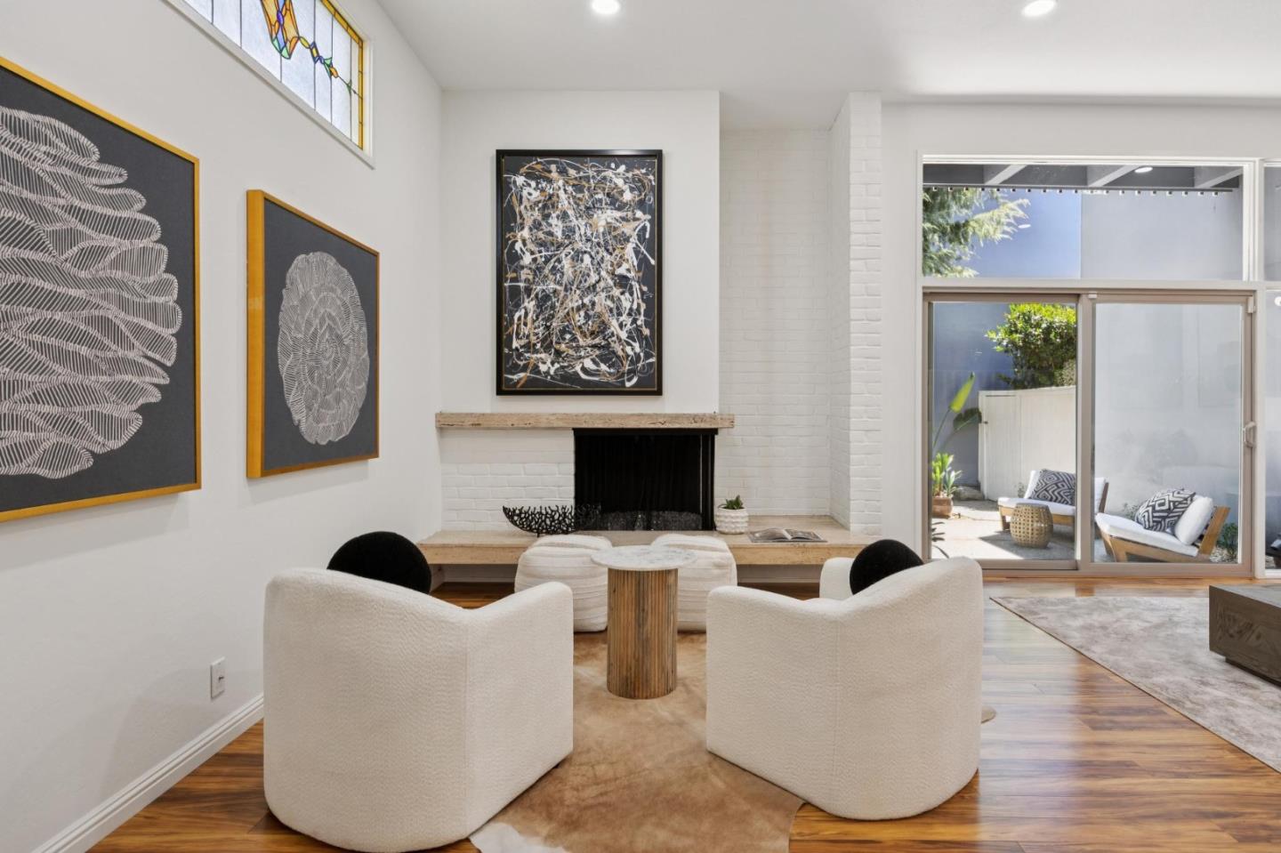 Detail Gallery Image 6 of 32 For 307 Carlos Ave, Redwood City,  CA 94061 - 3 Beds | 2/1 Baths