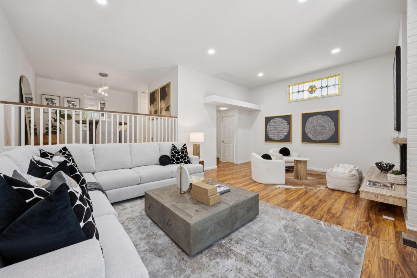 Detail Gallery Image 7 of 32 For 307 Carlos Ave, Redwood City,  CA 94061 - 3 Beds | 2/1 Baths