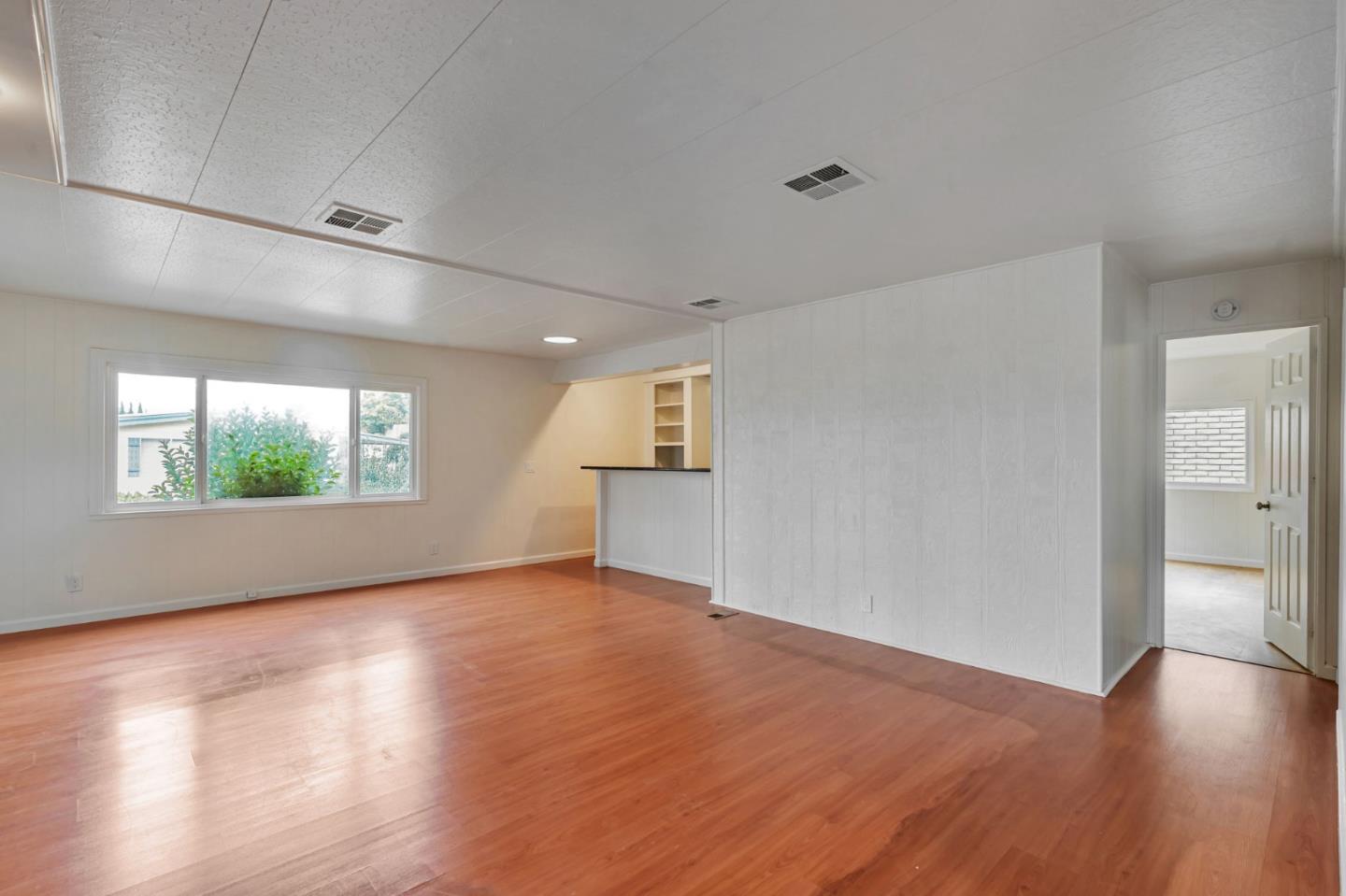 Detail Gallery Image 16 of 28 For 40 Ranchero Way #40,  Hayward,  CA 94544 - 2 Beds | 2 Baths
