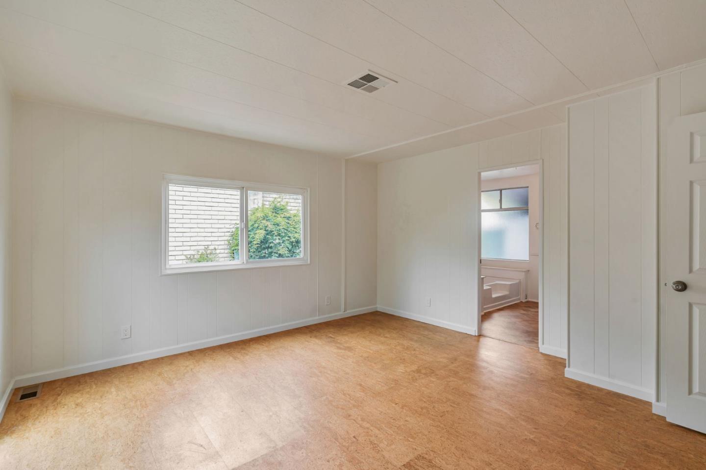 Detail Gallery Image 20 of 28 For 40 Ranchero Way #40,  Hayward,  CA 94544 - 2 Beds | 2 Baths