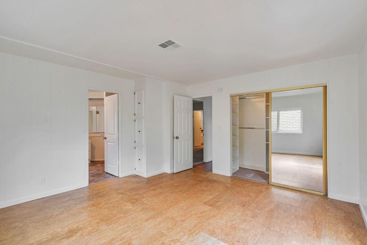 Detail Gallery Image 21 of 28 For 40 Ranchero Way #40,  Hayward,  CA 94544 - 2 Beds | 2 Baths