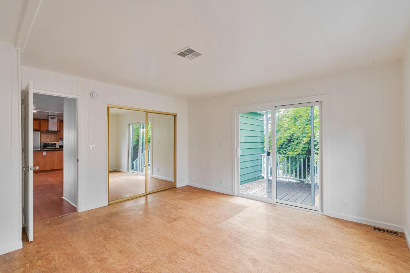 Detail Gallery Image 22 of 28 For 40 Ranchero Way #40,  Hayward,  CA 94544 - 2 Beds | 2 Baths