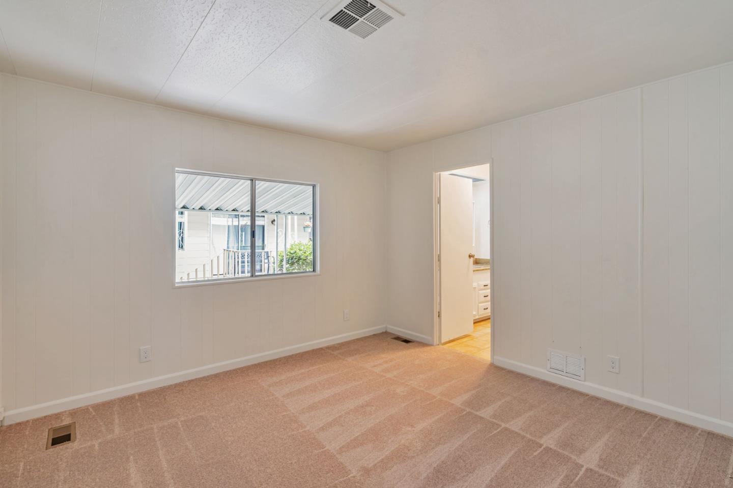 Detail Gallery Image 23 of 28 For 40 Ranchero Way #40,  Hayward,  CA 94544 - 2 Beds | 2 Baths