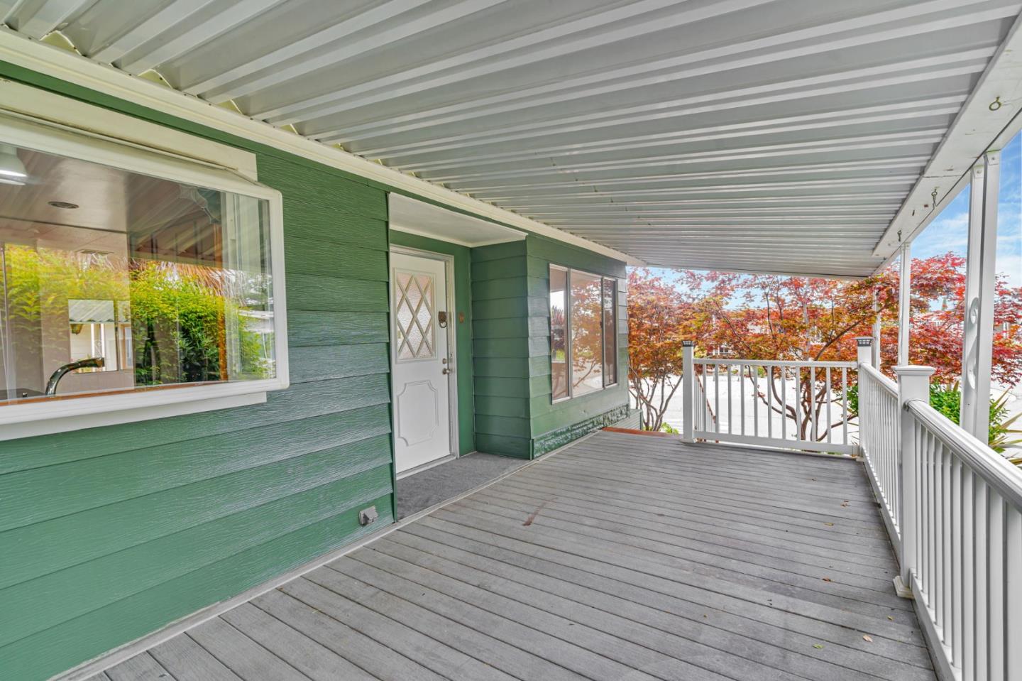 Detail Gallery Image 5 of 28 For 40 Ranchero Way #40,  Hayward,  CA 94544 - 2 Beds | 2 Baths