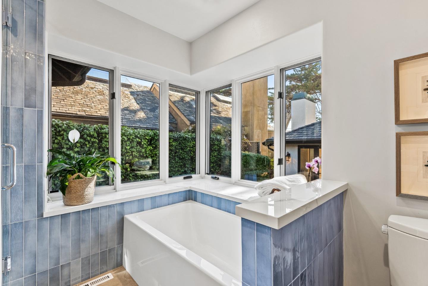 Detail Gallery Image 19 of 37 For 2 Se San Antonio Ave, Carmel,  CA 93923 - 3 Beds | 2 Baths