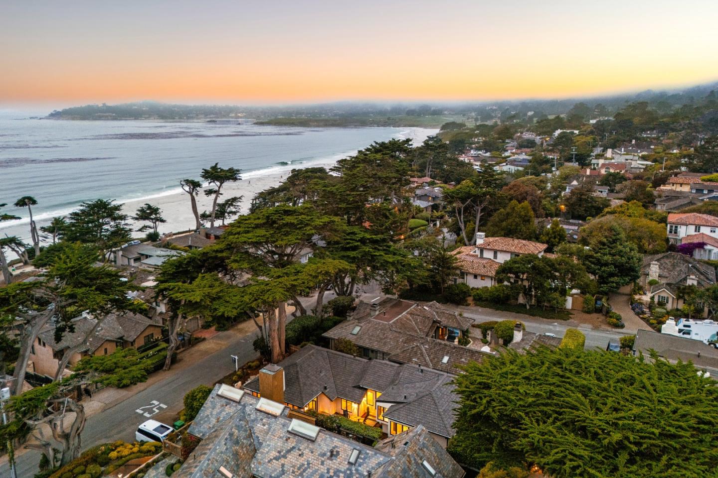 Detail Gallery Image 2 of 37 For 2 Se San Antonio Ave, Carmel,  CA 93923 - 3 Beds | 2 Baths