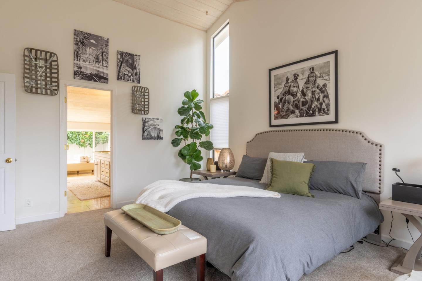 Detail Gallery Image 16 of 33 For 18 Deer Stalker Path, Monterey,  CA 93940 - 3 Beds | 2/1 Baths