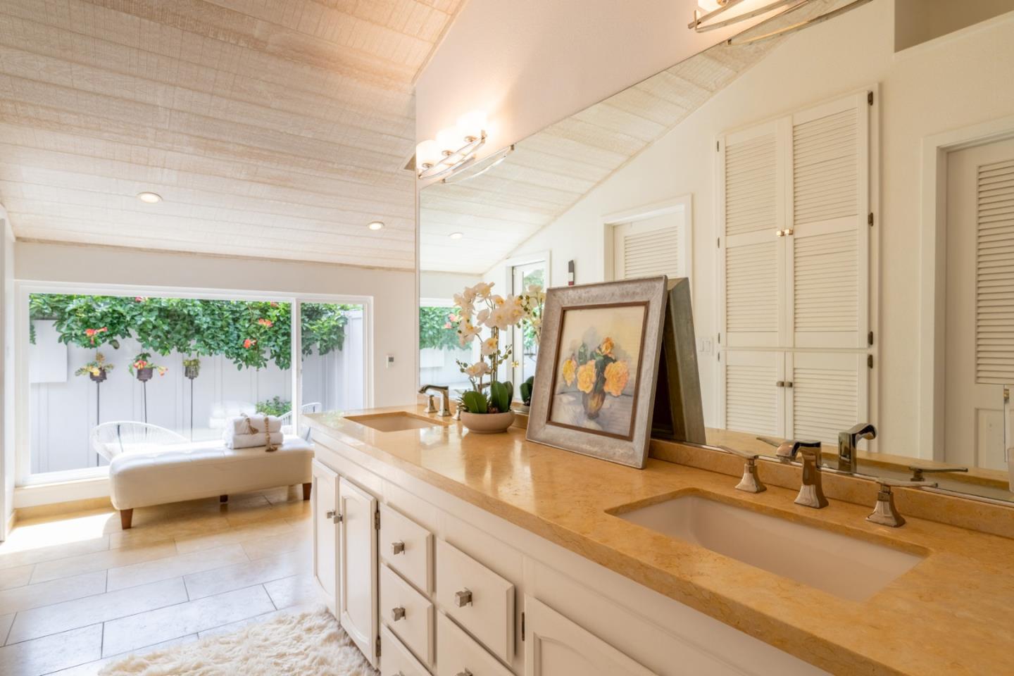 Detail Gallery Image 17 of 33 For 18 Deer Stalker Path, Monterey,  CA 93940 - 3 Beds | 2/1 Baths