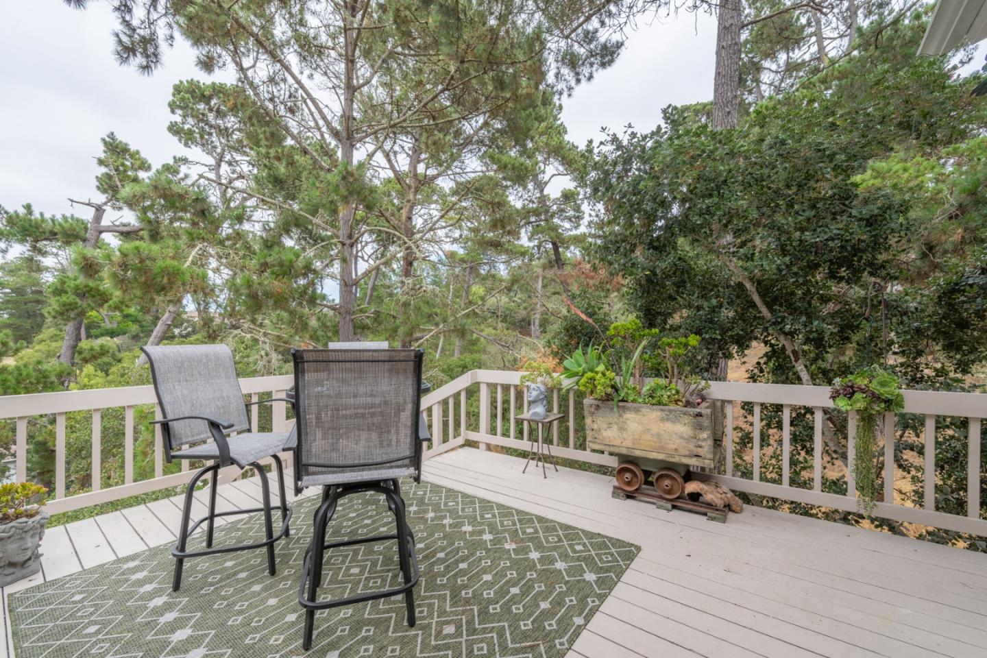 Detail Gallery Image 30 of 33 For 18 Deer Stalker Path, Monterey,  CA 93940 - 3 Beds | 2/1 Baths