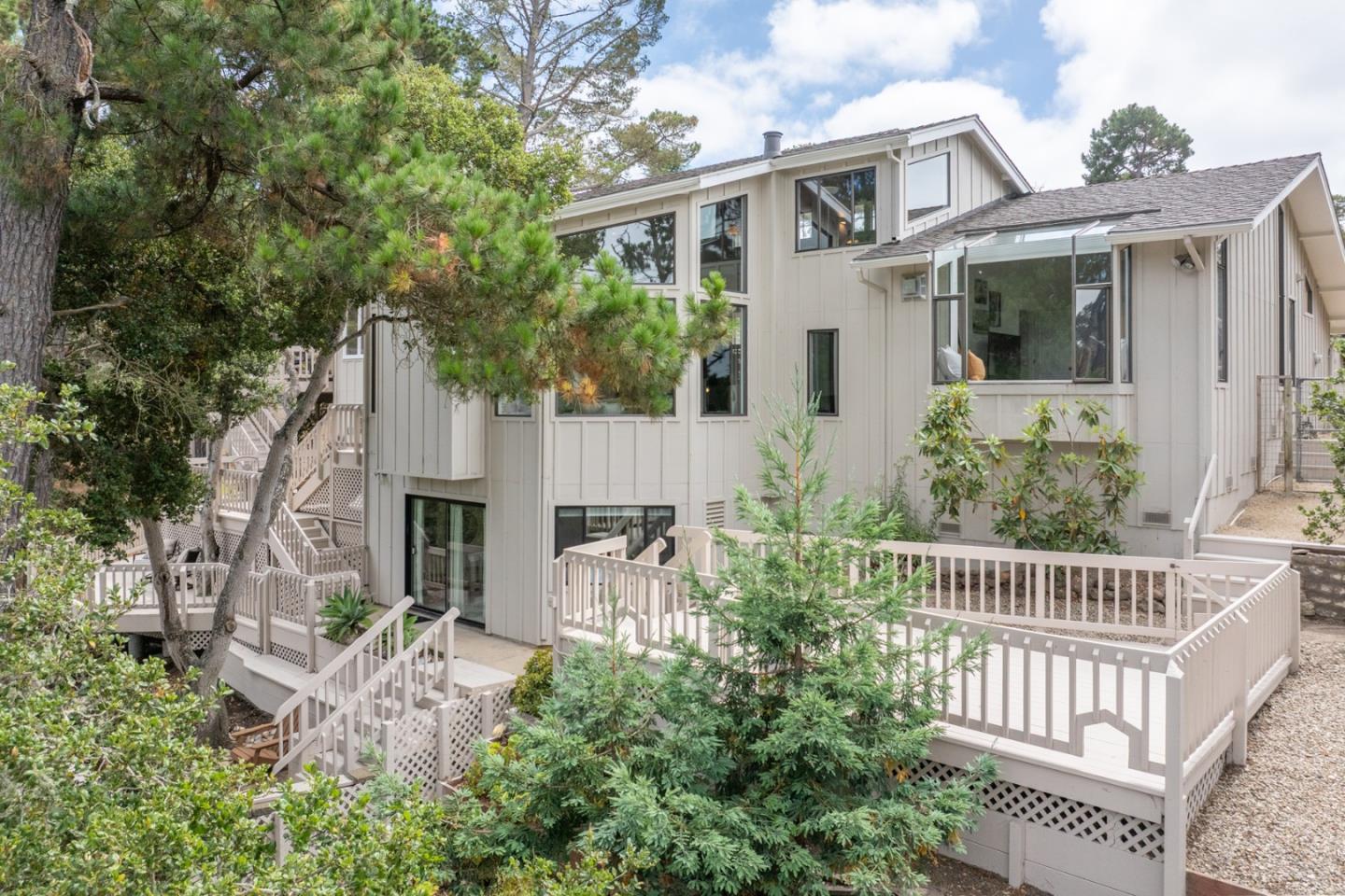 Detail Gallery Image 32 of 33 For 18 Deer Stalker Path, Monterey,  CA 93940 - 3 Beds | 2/1 Baths