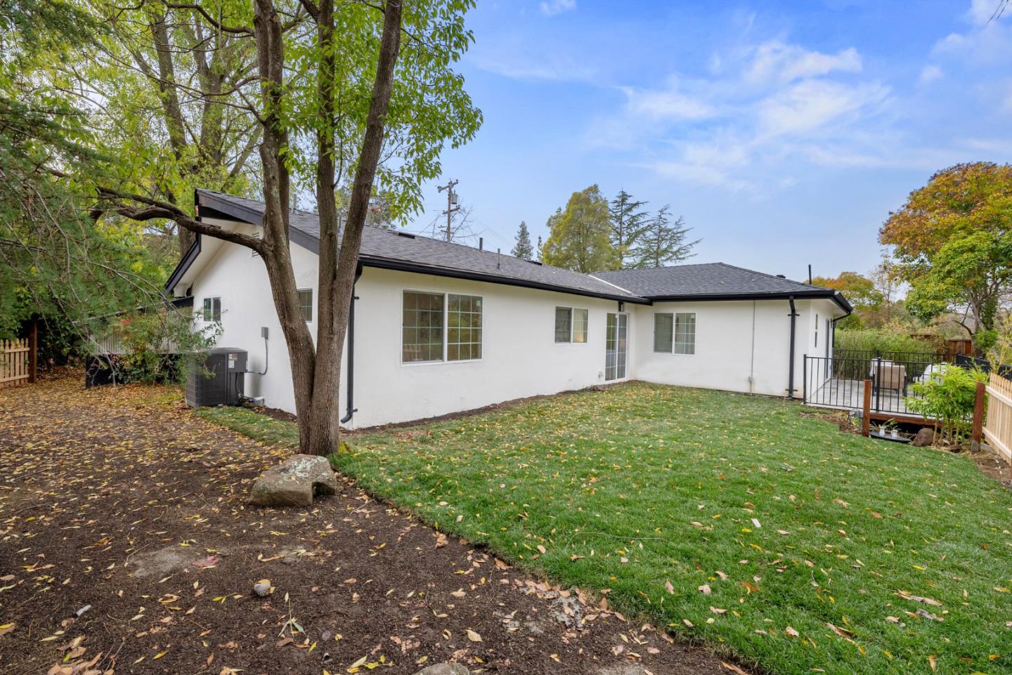 Detail Gallery Image 41 of 74 For 2660 Ross Pl, Walnut Creek,  CA 94597 - 4 Beds | 3 Baths