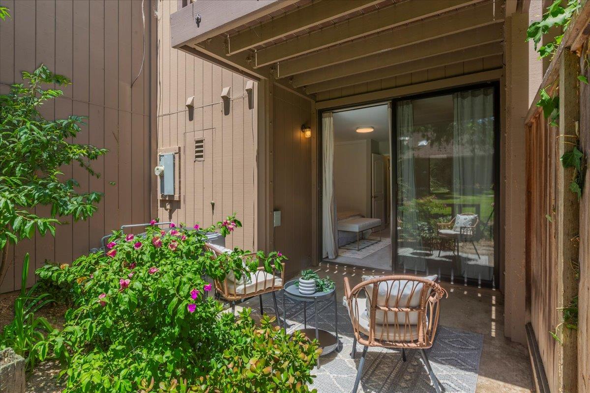 Detail Gallery Image 24 of 34 For 225 Horizon Ave, Mountain View,  CA 94043 - 2 Beds | 1/1 Baths