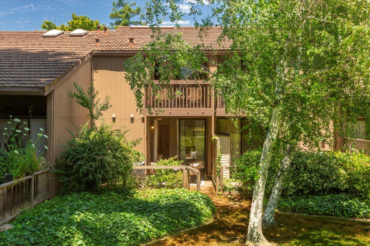 Detail Gallery Image 30 of 34 For 225 Horizon Ave, Mountain View,  CA 94043 - 2 Beds | 1/1 Baths
