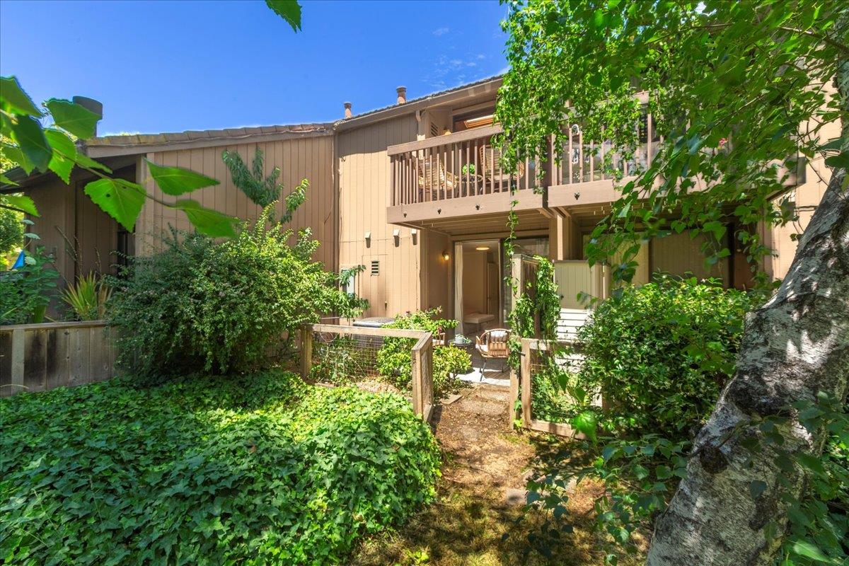 Detail Gallery Image 31 of 34 For 225 Horizon Ave, Mountain View,  CA 94043 - 2 Beds | 1/1 Baths