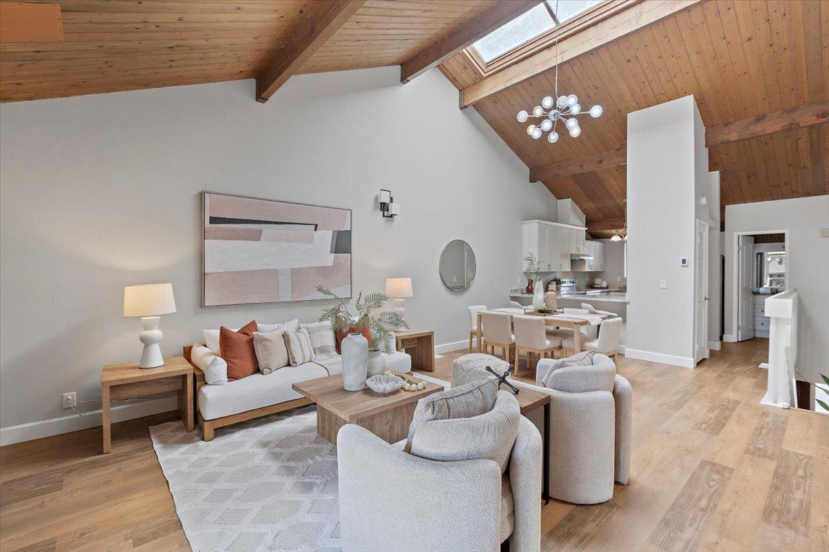 Detail Gallery Image 5 of 34 For 225 Horizon Ave, Mountain View,  CA 94043 - 2 Beds | 1/1 Baths