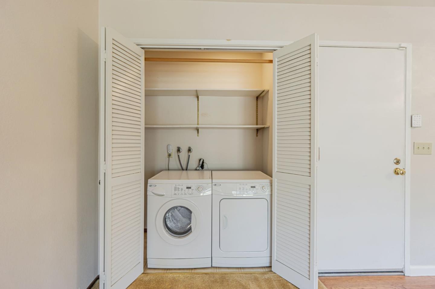 Detail Gallery Image 13 of 20 For 126 Saint Joan Ln, Pleasant Hill,  CA 94523 - 3 Beds | 2/1 Baths