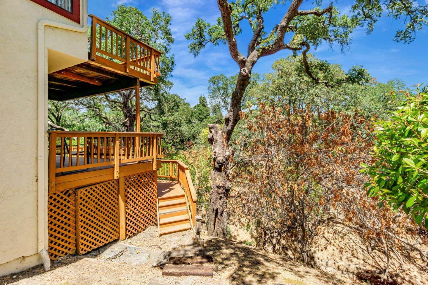 Detail Gallery Image 20 of 20 For 126 Saint Joan Ln, Pleasant Hill,  CA 94523 - 3 Beds | 2/1 Baths