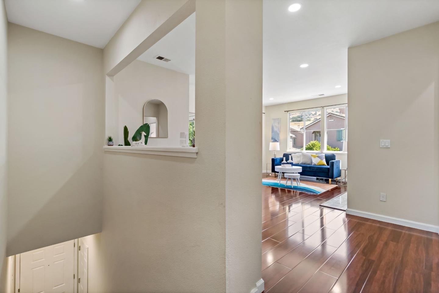 Detail Gallery Image 14 of 35 For 3581 Jasmine Cir, San Jose,  CA 95135 - 2 Beds | 2 Baths