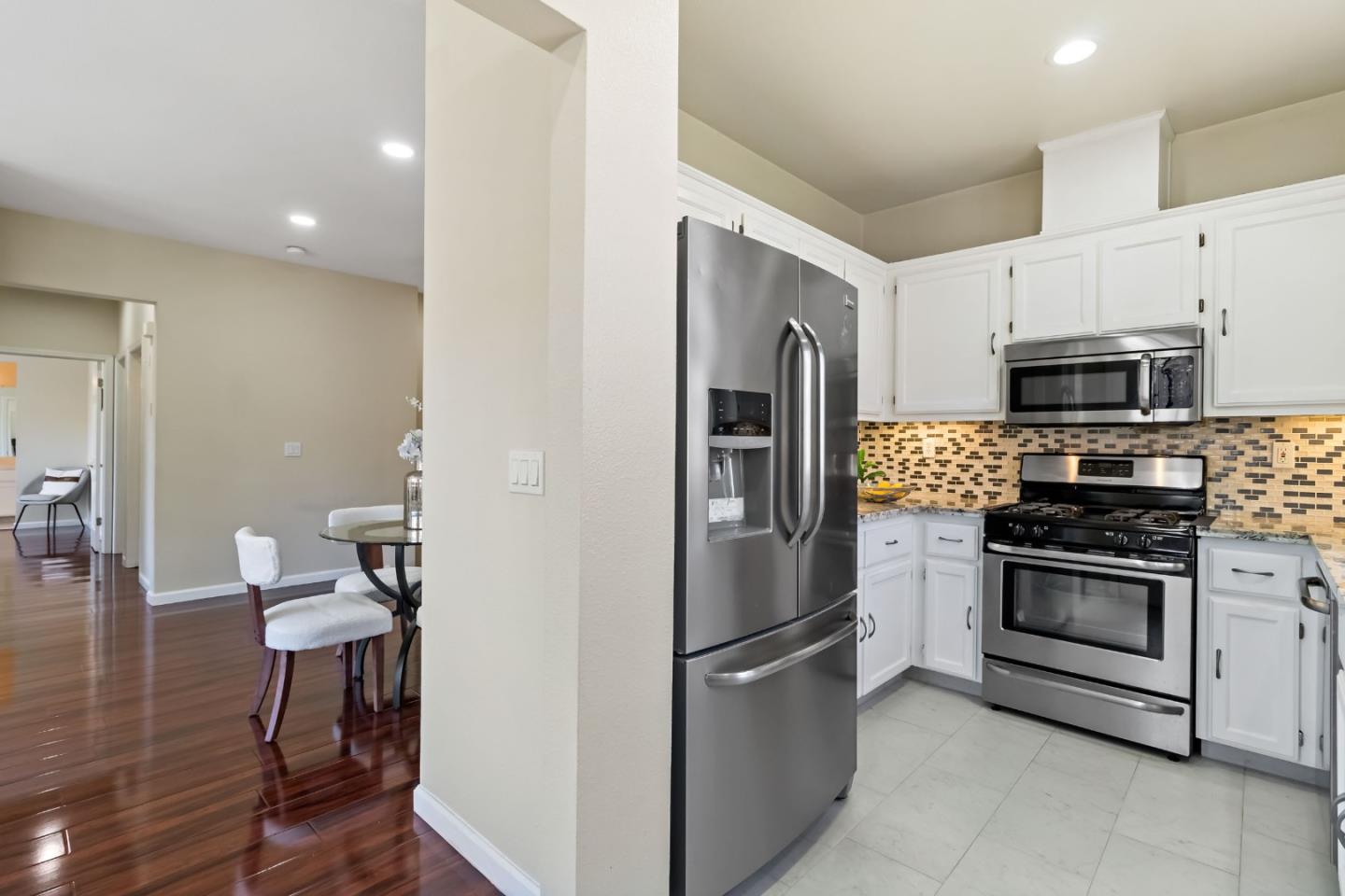Detail Gallery Image 22 of 35 For 3581 Jasmine Cir, San Jose,  CA 95135 - 2 Beds | 2 Baths