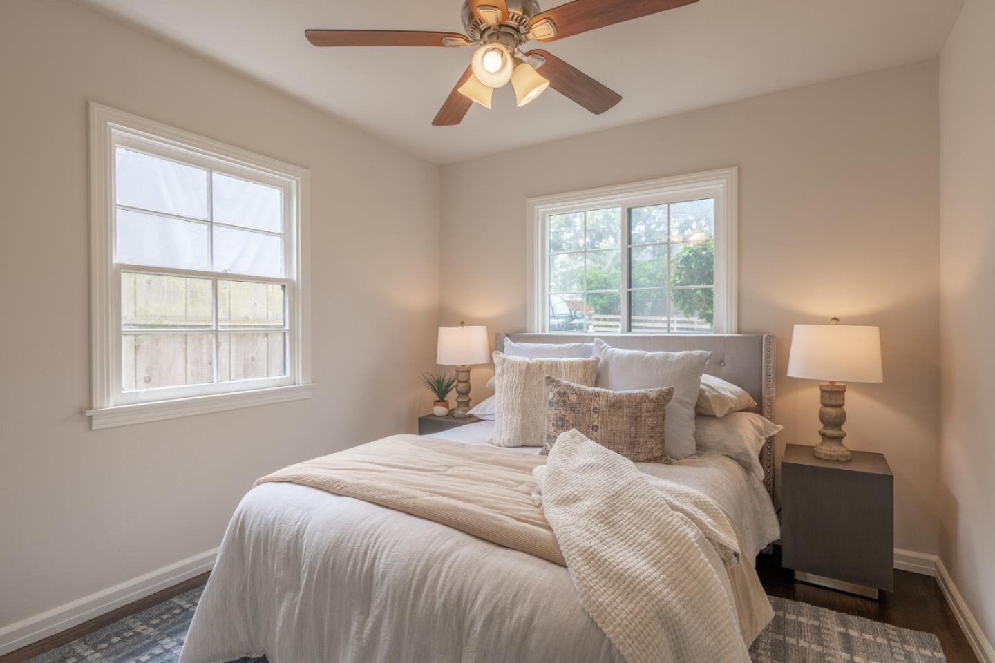 Detail Gallery Image 13 of 27 For 1222 Lincoln Ave, Pacific Grove,  CA 93950 - 4 Beds | 1 Baths