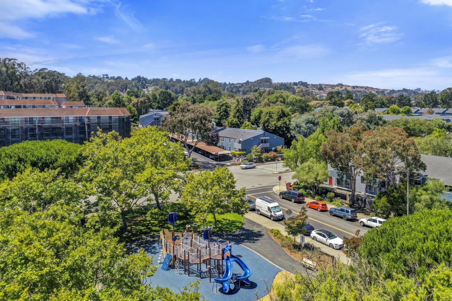 Detail Gallery Image 30 of 35 For 209 Boardwalk Ave #G,  San Bruno,  CA 94066 - 1 Beds | 1 Baths