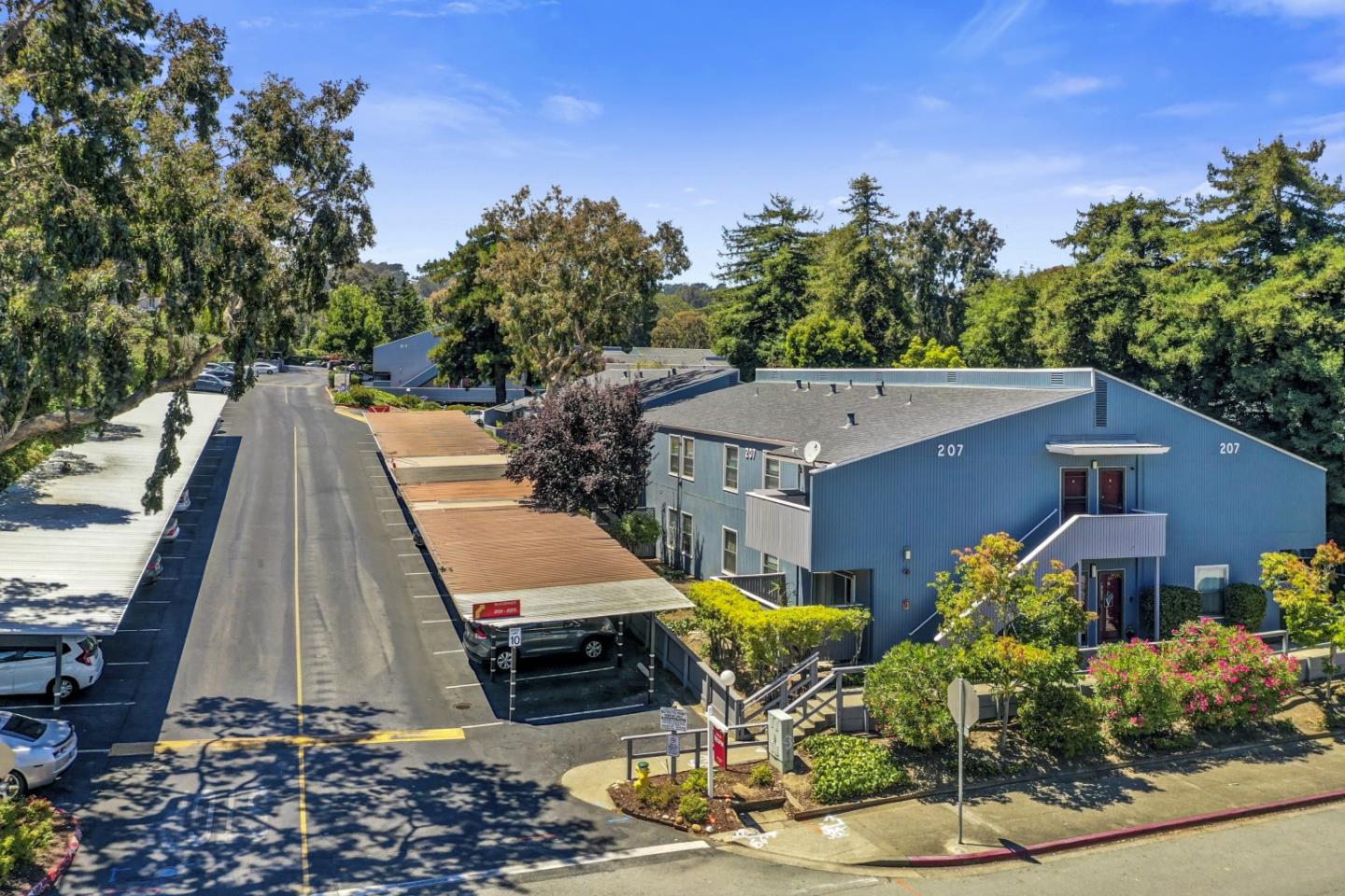 Detail Gallery Image 31 of 35 For 209 Boardwalk Ave #G,  San Bruno,  CA 94066 - 1 Beds | 1 Baths