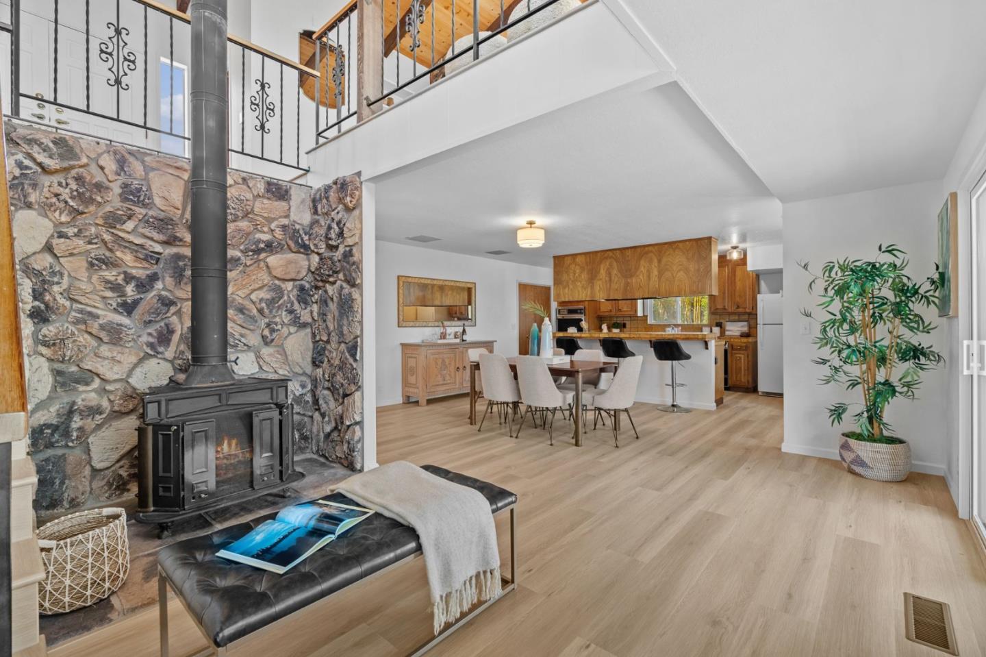 Detail Gallery Image 26 of 69 For 475 Fiesta Ct, Watsonville,  CA 95076 - 4 Beds | 3/1 Baths