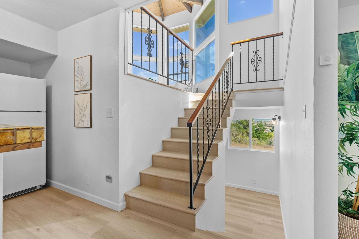 Detail Gallery Image 33 of 69 For 475 Fiesta Ct, Watsonville,  CA 95076 - 4 Beds | 3/1 Baths