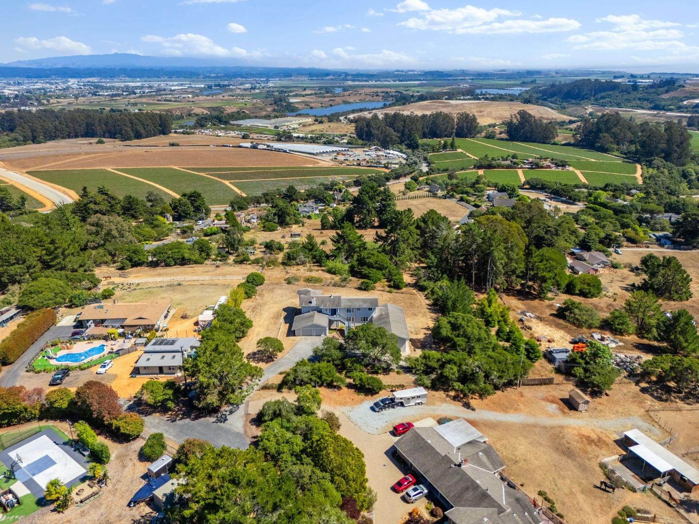 Detail Gallery Image 66 of 69 For 475 Fiesta Ct, Watsonville,  CA 95076 - 4 Beds | 3/1 Baths