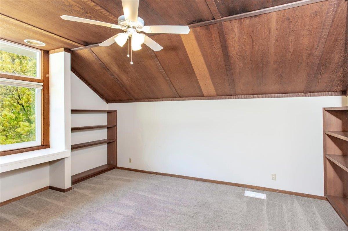 Detail Gallery Image 22 of 47 For 13434 Old Oak Way, Saratoga,  CA 95070 - 6 Beds | 3/1 Baths