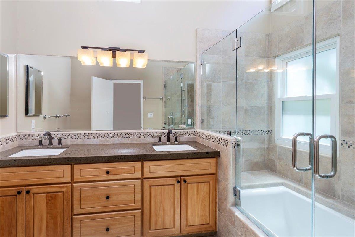 Detail Gallery Image 29 of 47 For 13434 Old Oak Way, Saratoga,  CA 95070 - 6 Beds | 3/1 Baths