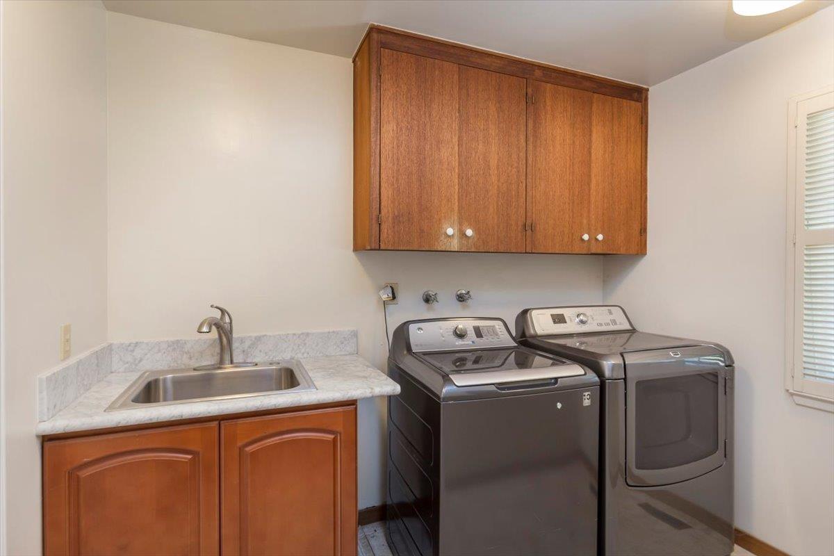 Detail Gallery Image 34 of 47 For 13434 Old Oak Way, Saratoga,  CA 95070 - 6 Beds | 3/1 Baths