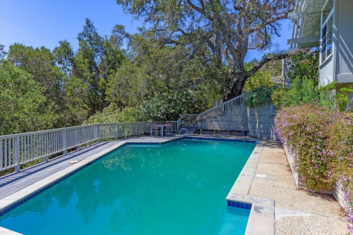 Detail Gallery Image 43 of 47 For 13434 Old Oak Way, Saratoga,  CA 95070 - 6 Beds | 3/1 Baths