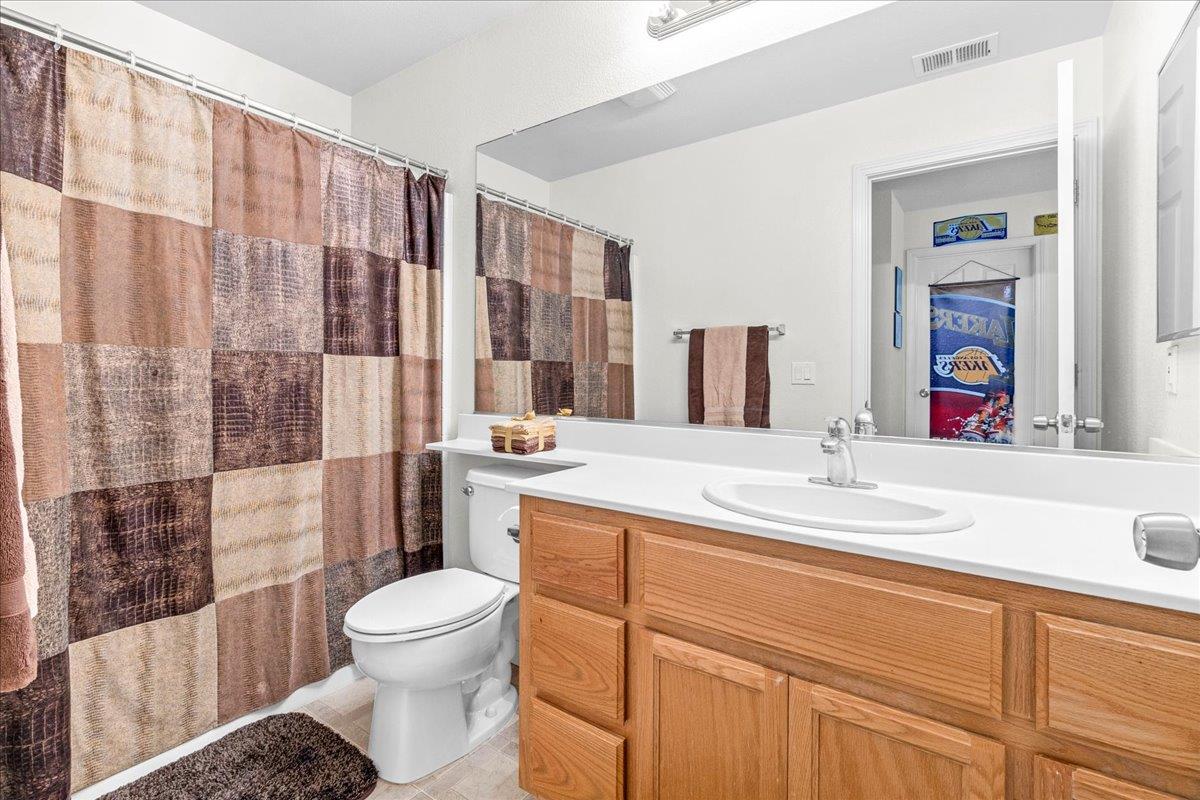 Detail Gallery Image 30 of 46 For 1851 Burgundy Cir, Gonzales,  CA 93926 - 5 Beds | 3 Baths