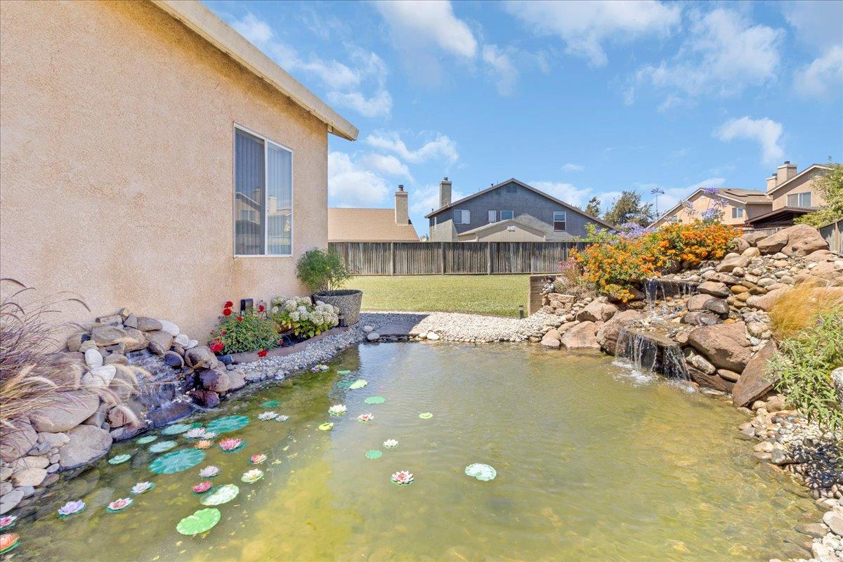 Detail Gallery Image 39 of 46 For 1851 Burgundy Cir, Gonzales,  CA 93926 - 5 Beds | 3 Baths