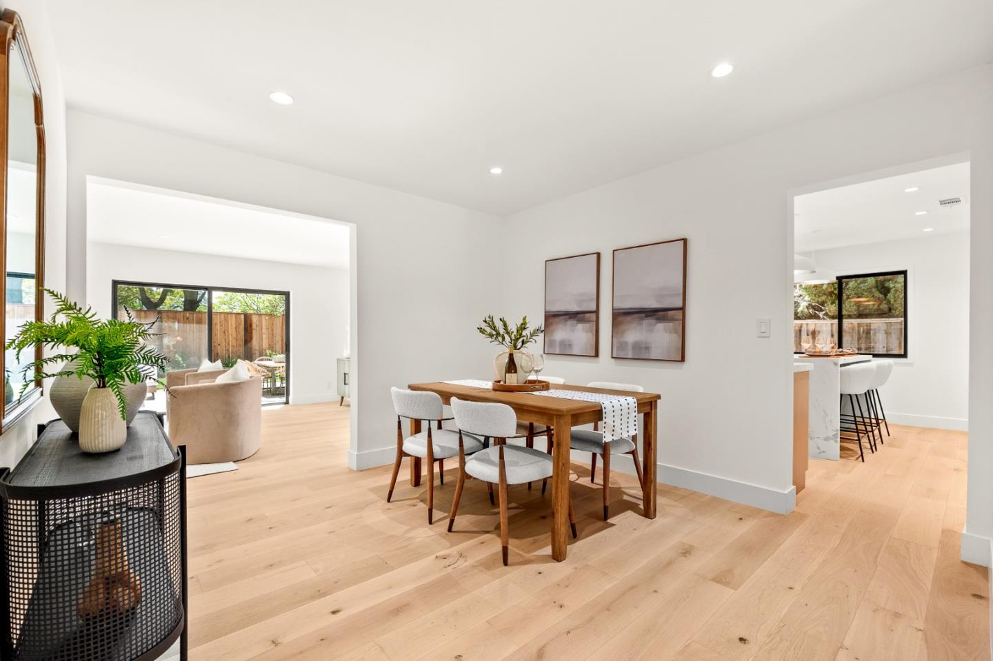 Detail Gallery Image 13 of 37 For 2082 Juliana Ct, Santa Clara,  CA 95050 - 3 Beds | 2 Baths