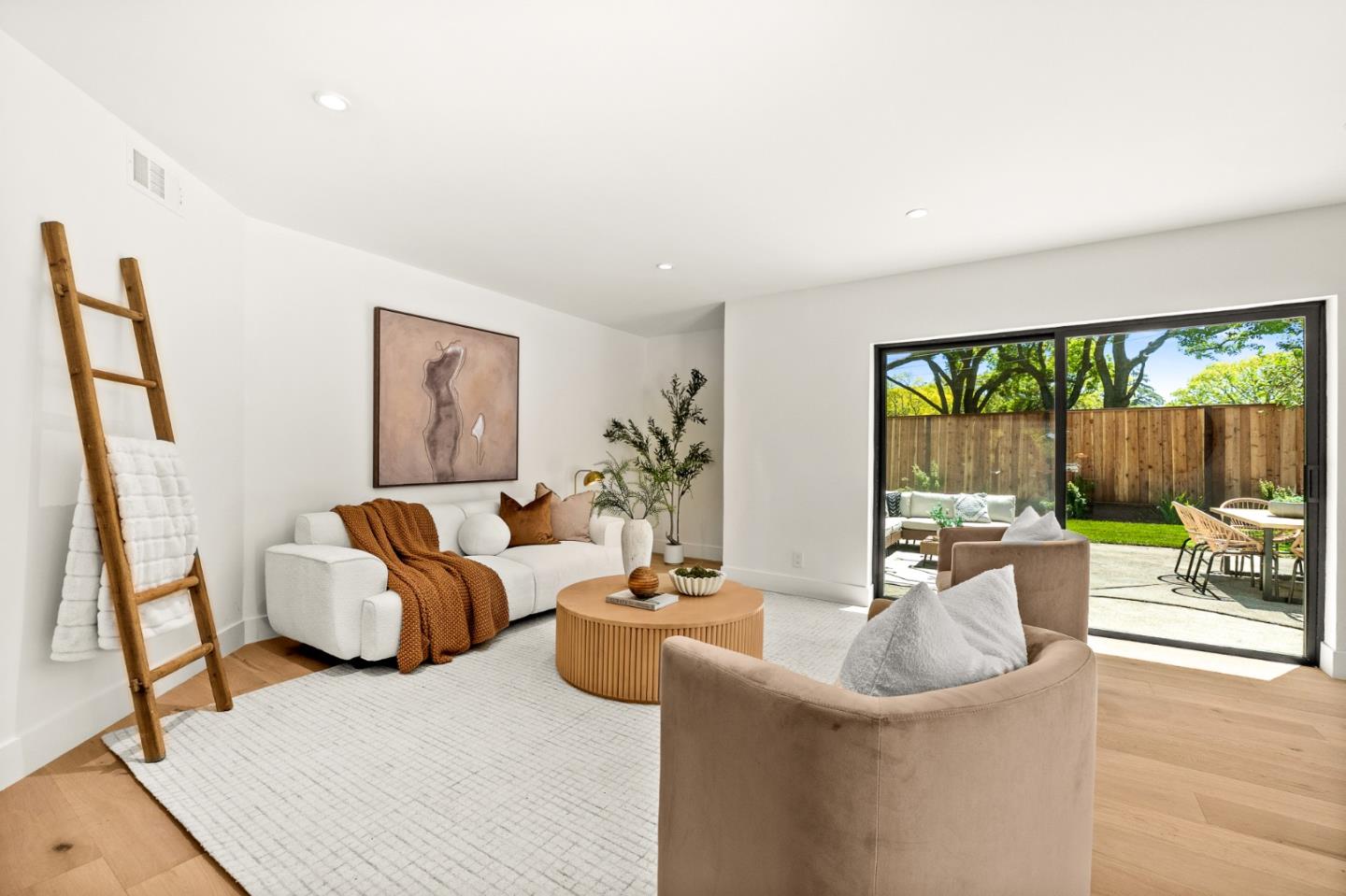 Detail Gallery Image 16 of 37 For 2082 Juliana Ct, Santa Clara,  CA 95050 - 3 Beds | 2 Baths