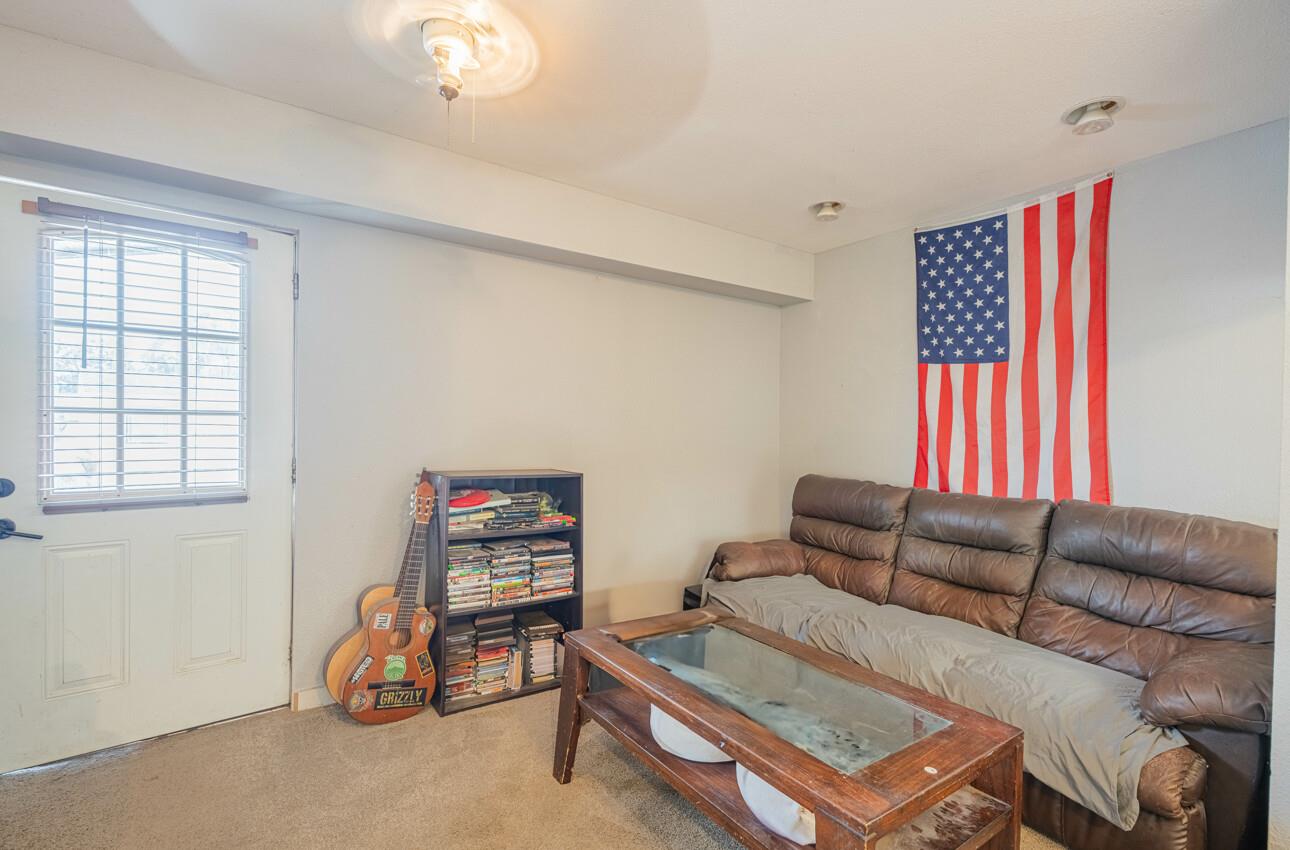 Detail Gallery Image 28 of 34 For 260 Paul Ave, Salinas,  CA 93906 - 3 Beds | 2 Baths