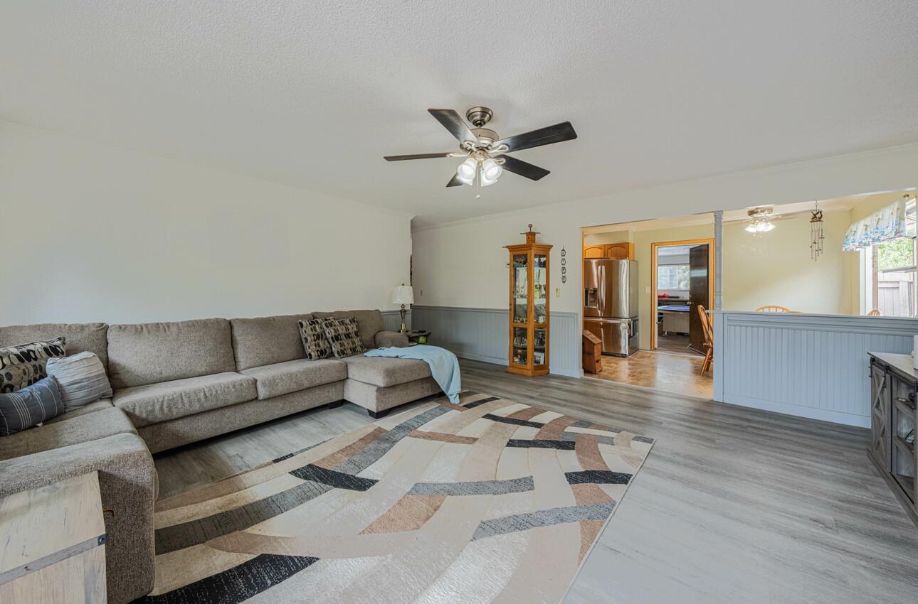 Detail Gallery Image 3 of 34 For 260 Paul Ave, Salinas,  CA 93906 - 3 Beds | 2 Baths