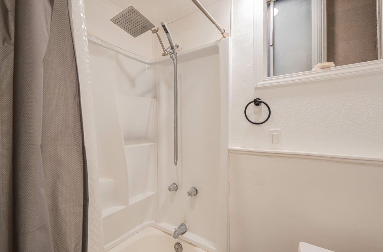 Detail Gallery Image 31 of 34 For 260 Paul Ave, Salinas,  CA 93906 - 3 Beds | 2 Baths